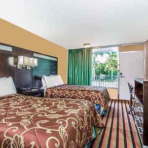 Deluxe  Double Room Mobility accessible